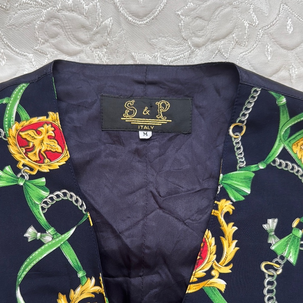 Colorful Patterned Vest - Picture 2 of 4